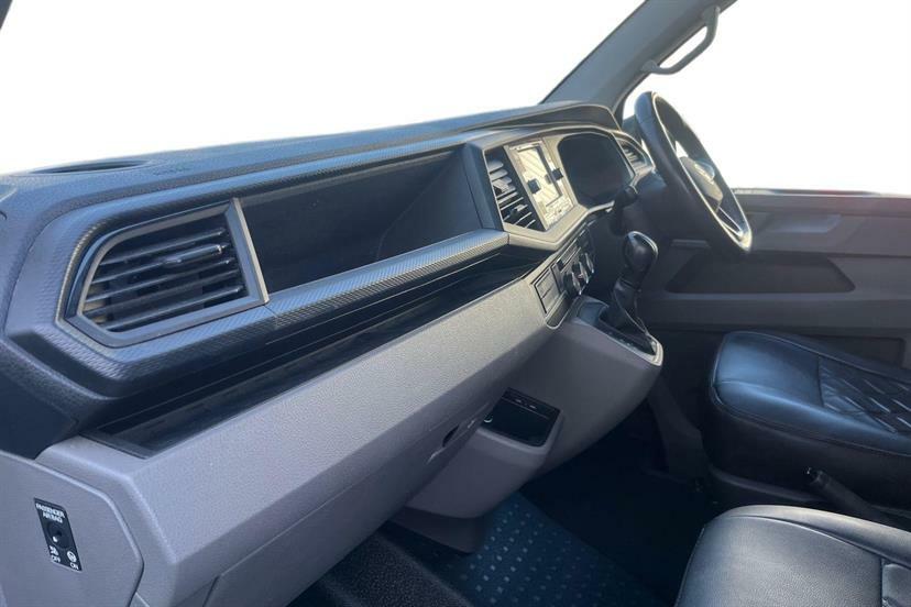 Volkswagen Transporter 2.0 Tdi 150 Highline Van Dsg CK22YRV Grey #2