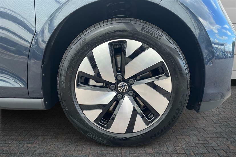 Volkswagen ID.Buzz 210Kw Commerce Plus 79Kwh GK75HNJ White #5