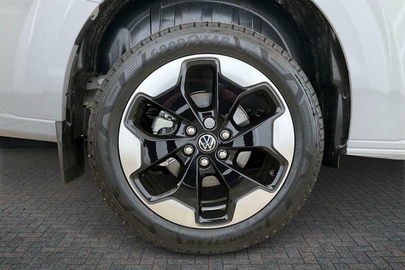 Volkswagen E-Transporter 160Kw 65Kwh Commerce Pro Van AO26RXX Grey #5