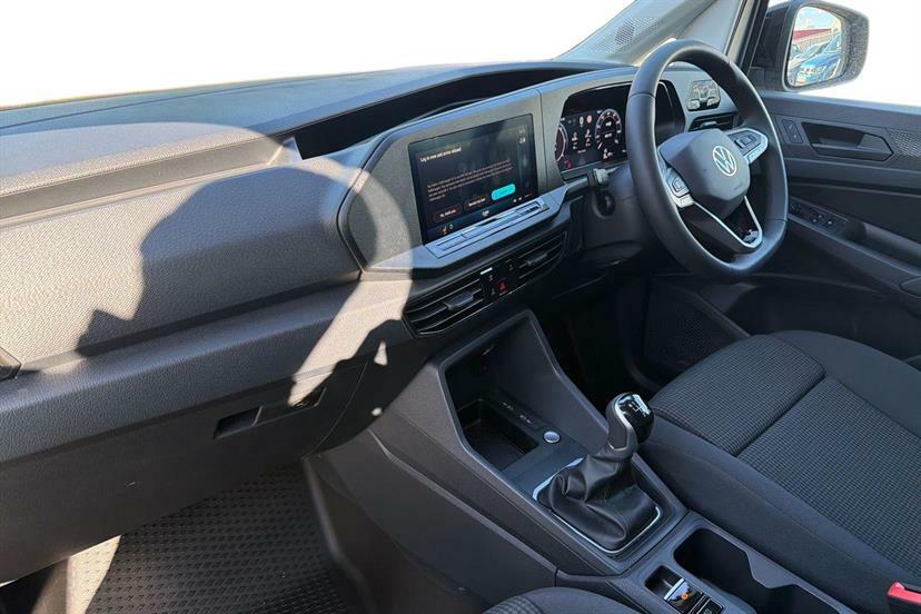 Volkswagen Caddy 2.0 Tdi 102Ps Commerce Plus Van Tech Pack AK26FBL Black #2