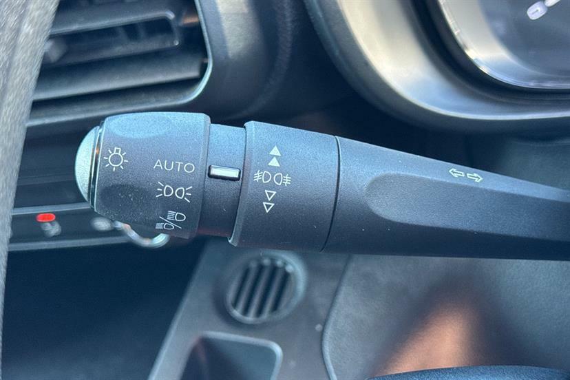 Toyota Proace City 1.5D 100 Active Van #29