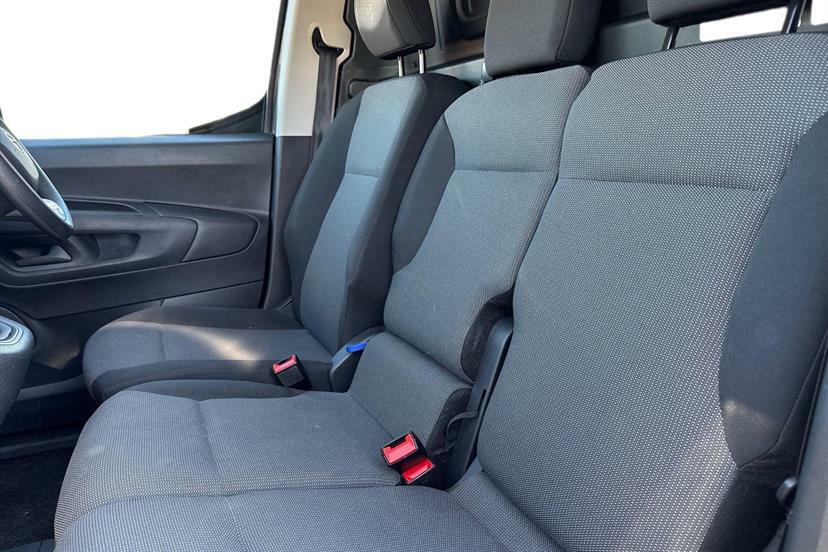 Toyota Proace City 1.5D 100 Active Van #12