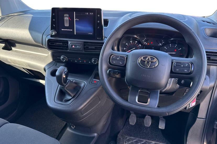 Toyota Proace City 1.5D 100 Active Van #6