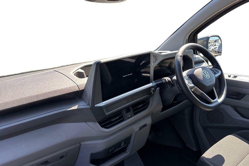 Volkswagen E-Transporter 210Kw 65Kwh Commerce Pro Kombi Van MJ26KRE #2