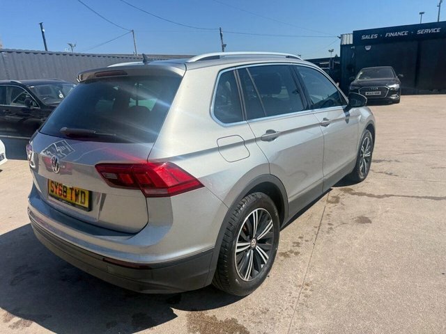 Volkswagen Tiguan Tdi Se Navigation Suv SY68TWD Silver #3