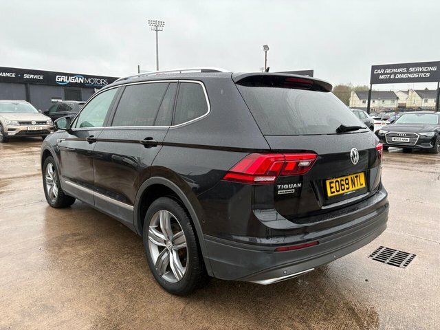 Volkswagen Tiguan Allspace Tdi Match Suv EO69NTL Black #4