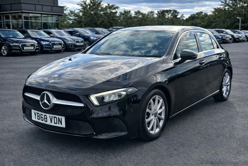 Mercedes-Benz A Class Hatchback 1.5 A180d Sport Executive 7G-dct Euro Black