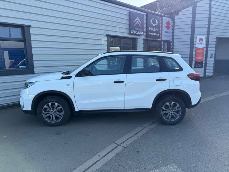 Suzuki Vitara 1.4 Boosterjet 48V Hybrid Go - 2023 73 NU73RNN White #3