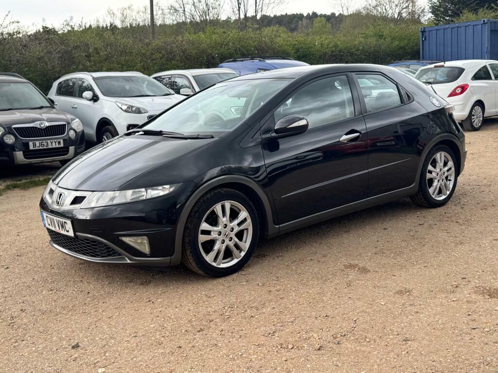 Honda Civic 1.8 I-vtec Es  Black #2