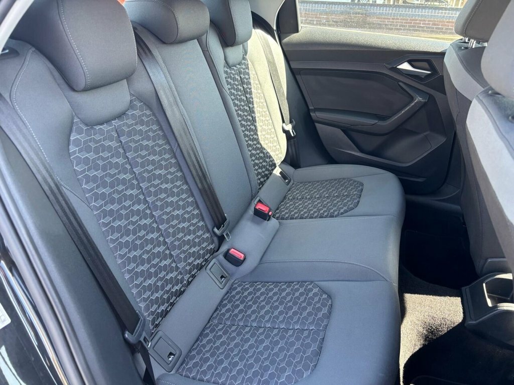 Audi A1 Hatchback NC19KXX Black #4
