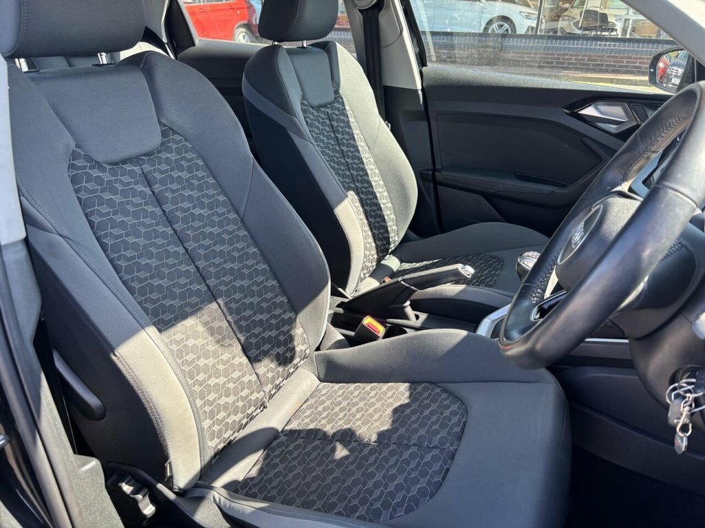 Audi A1 Hatchback NC19KXX Black #3