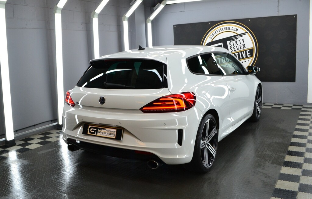 Volkswagen Scirocco 2.0 Tsi Bluemotion Tech R White #3