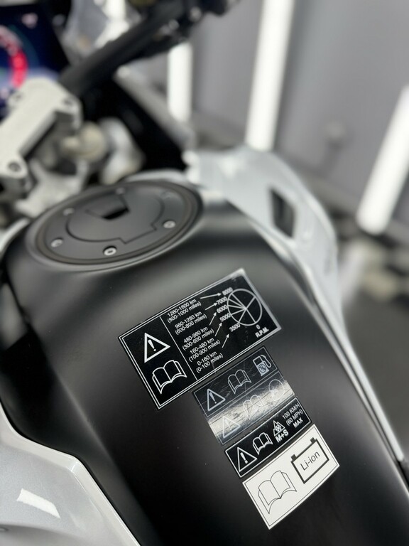 Triumph Rally Explorer AP23OGZ White #6