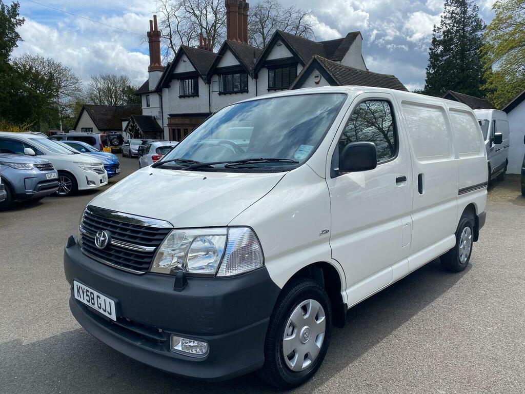 Toyota HiAce Panel Van 2.5 280 D-4d Rwd L1 H1 200858 White