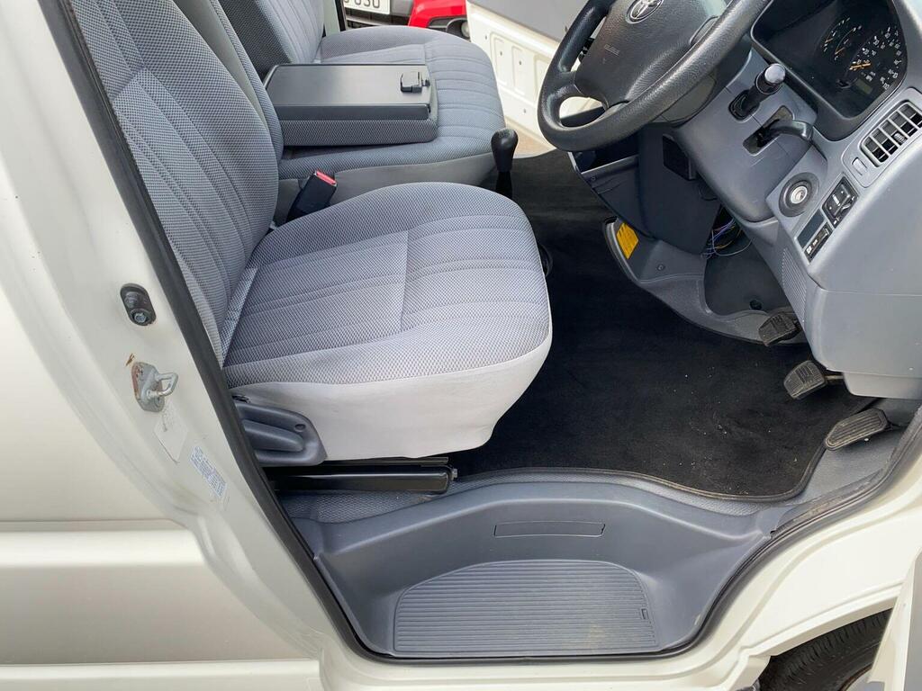 Toyota HiAce Panel Van 2.5 280 D-4d Rwd L1 H1 200858 White #5