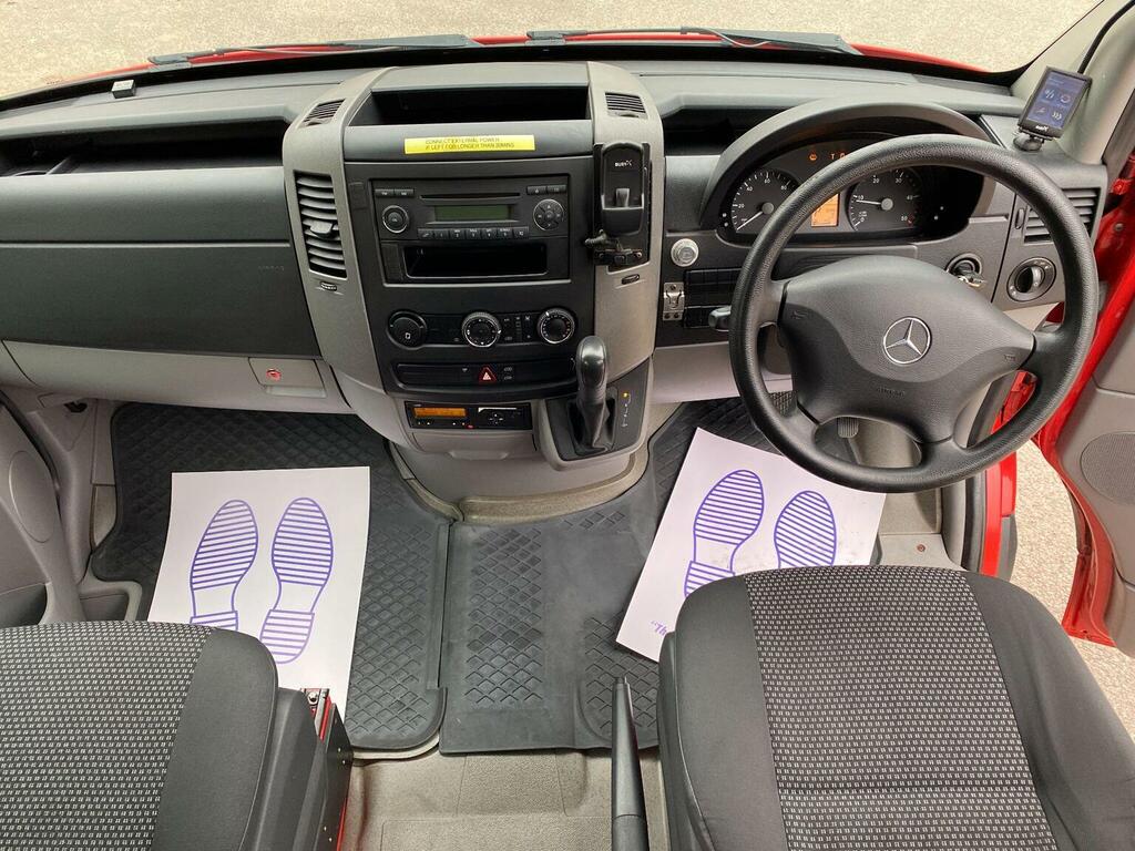 Mercedes-Benz Sprinter Mpv White #12