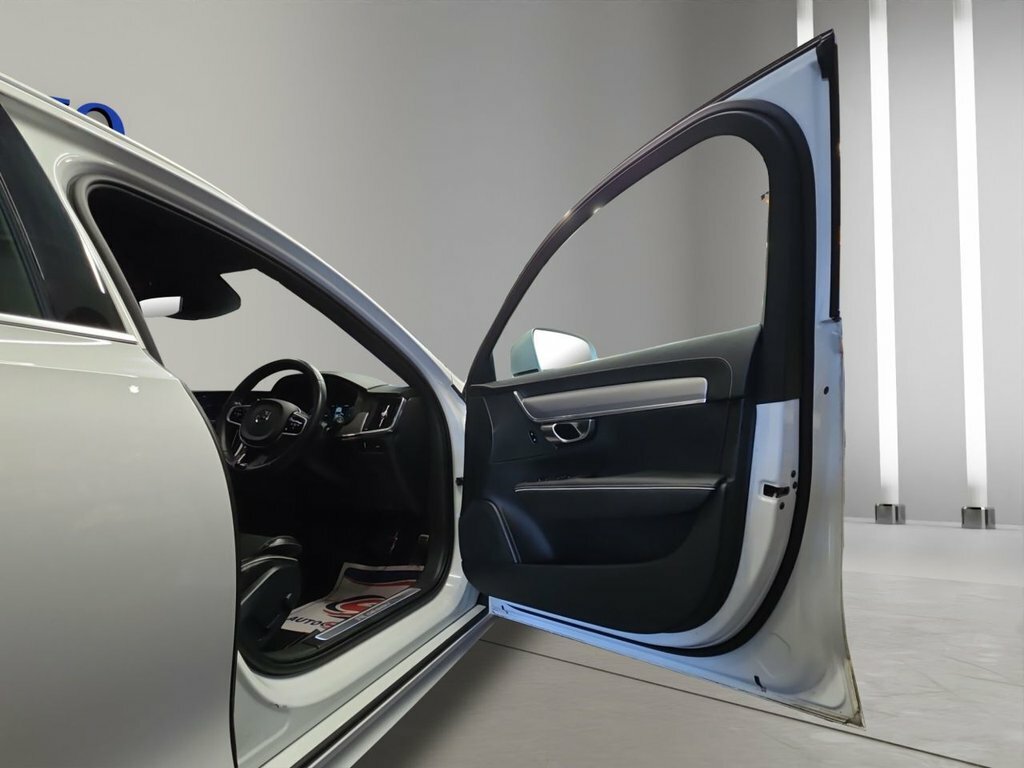 Volvo V90 2L R-design CV69ZGY White #4