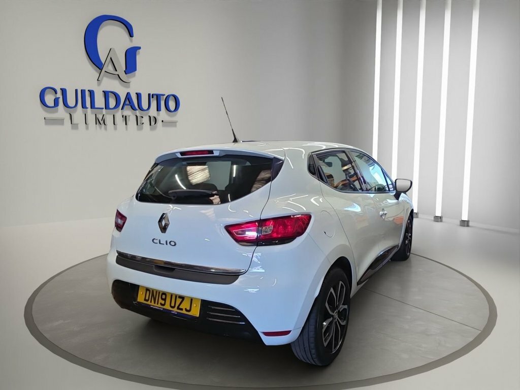 Renault Clio 0.9L Play DN19UZJ White #6