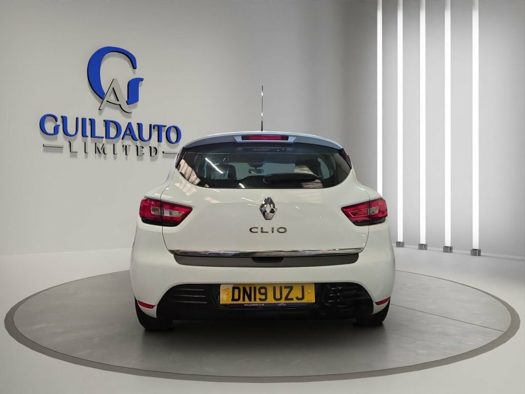 Renault Clio 0.9L Play DN19UZJ White #5