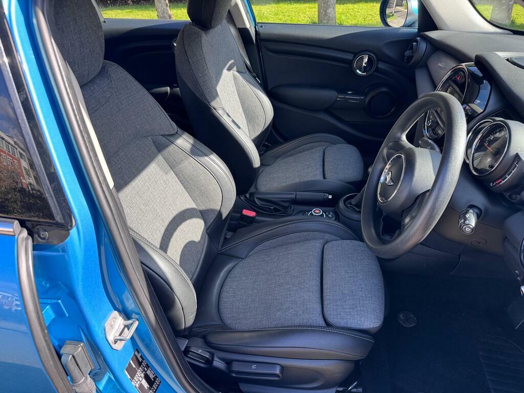 Mini Hatch 1.5 Cooper Euro 6 S S NJ67YCU Blue #2