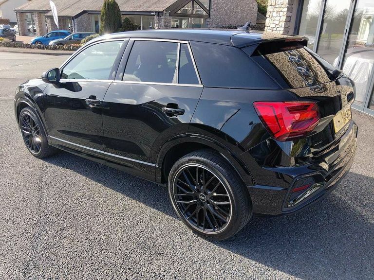 Audi Q2 Black Edition 35 Tfsi 150 Ps S Tronic KS24VBZ Black #3