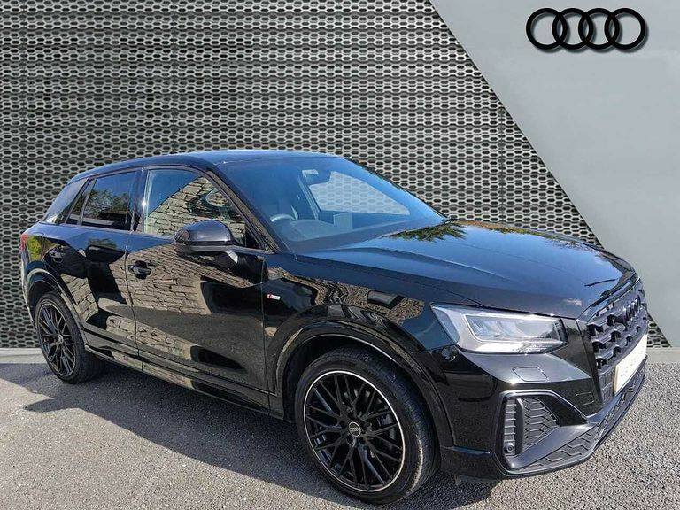 Audi Q2 Black Edition 35 Tfsi 150 Ps S Tronic Black
