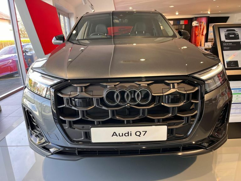 Audi Q7 3.0 Tdi V6 50 Black Edition Tiptronic Quattro Euro Grey #2