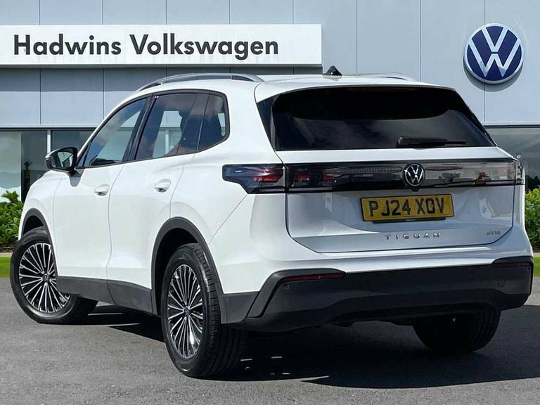 Volkswagen Tiguan 1.5 Etsi 150 Match Dsg PJ24XOV White #2