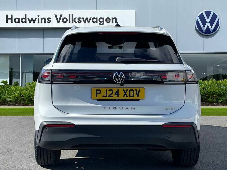 Volkswagen Tiguan 1.5 Etsi 150 Match Dsg PJ24XOV White #6