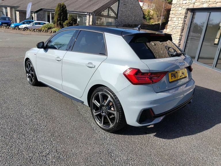 Audi A1 Black Edition 30 Tfsi 110 Ps 6-Speed PN71LHB Grey #3