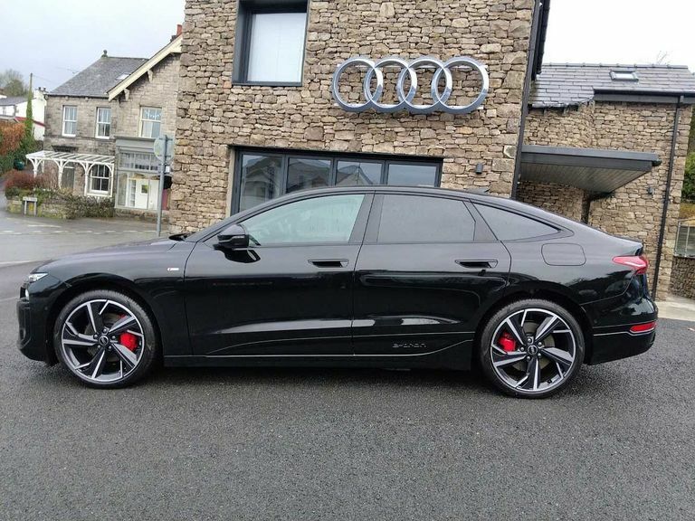 Audi A6 Sportback Edition 1 E-tron Quattro 315,00 Kw PJ75NMO Black #4