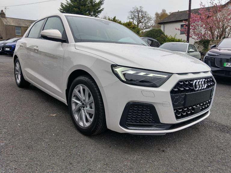Audi A1 1.0 Tfsi 25 Sport Sportback S Tronic Euro 6 Ss White