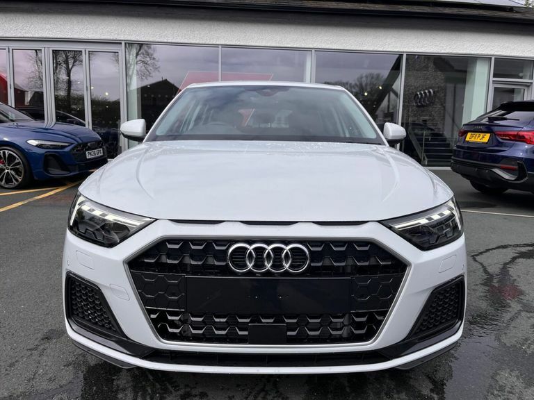 Audi A1 1.0 Tfsi 30 Sport Sportback Euro 6 Ss White #2