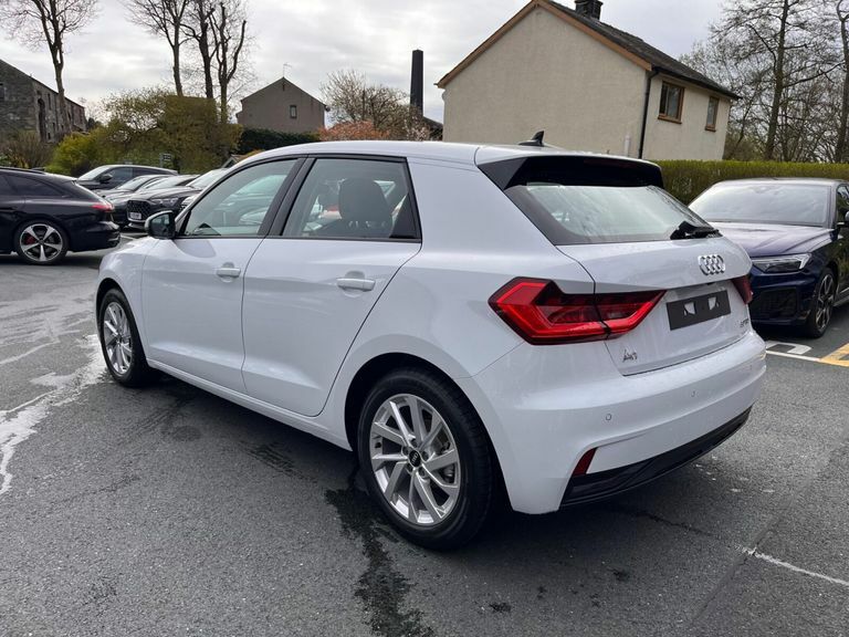 Audi A1 1.0 Tfsi 30 Sport Sportback Euro 6 Ss White #5