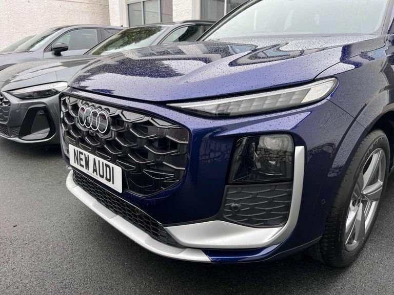 Audi Q3 1.5 Tfsi S Line S Tronic Euro 6 Ss Blue #3