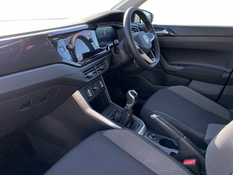 Volkswagen Polo 1.0 Life PK24JBE White #2