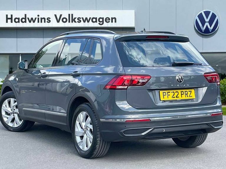 Volkswagen Tiguan 1.5 Tsi 150 Life PF22PRZ Grey #3