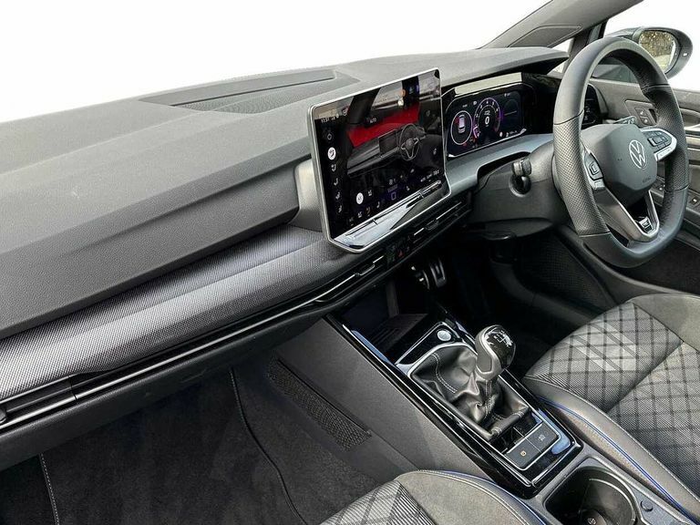Volkswagen Golf 1.5 Tsi 150 Black Edition PK75EEB White #2