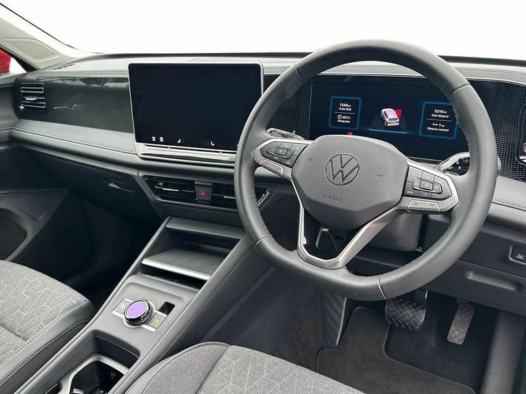 Volkswagen Tiguan 1.5 Etsi 150 Match Dsg PJ75YWR Red #6