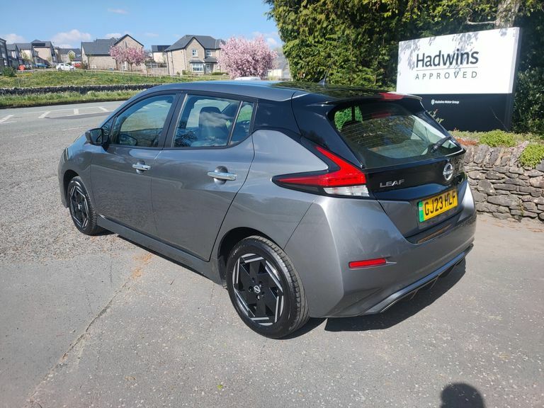 Nissan Leaf 110Kw Acenta 39Kwh GJ23HLF Silver #2