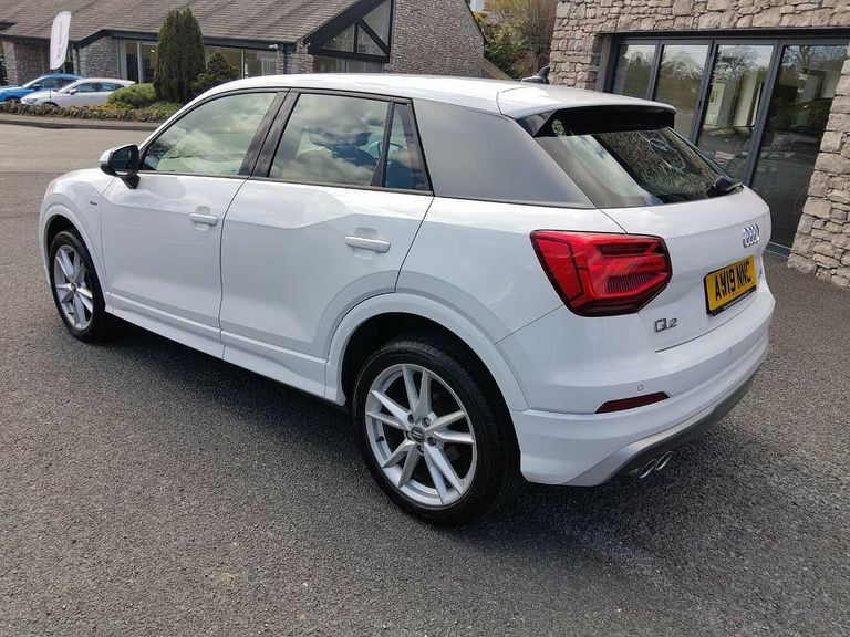 Audi Q2 S Line 35 Tfsi 150 Ps S Tronic AW19NNC White #3