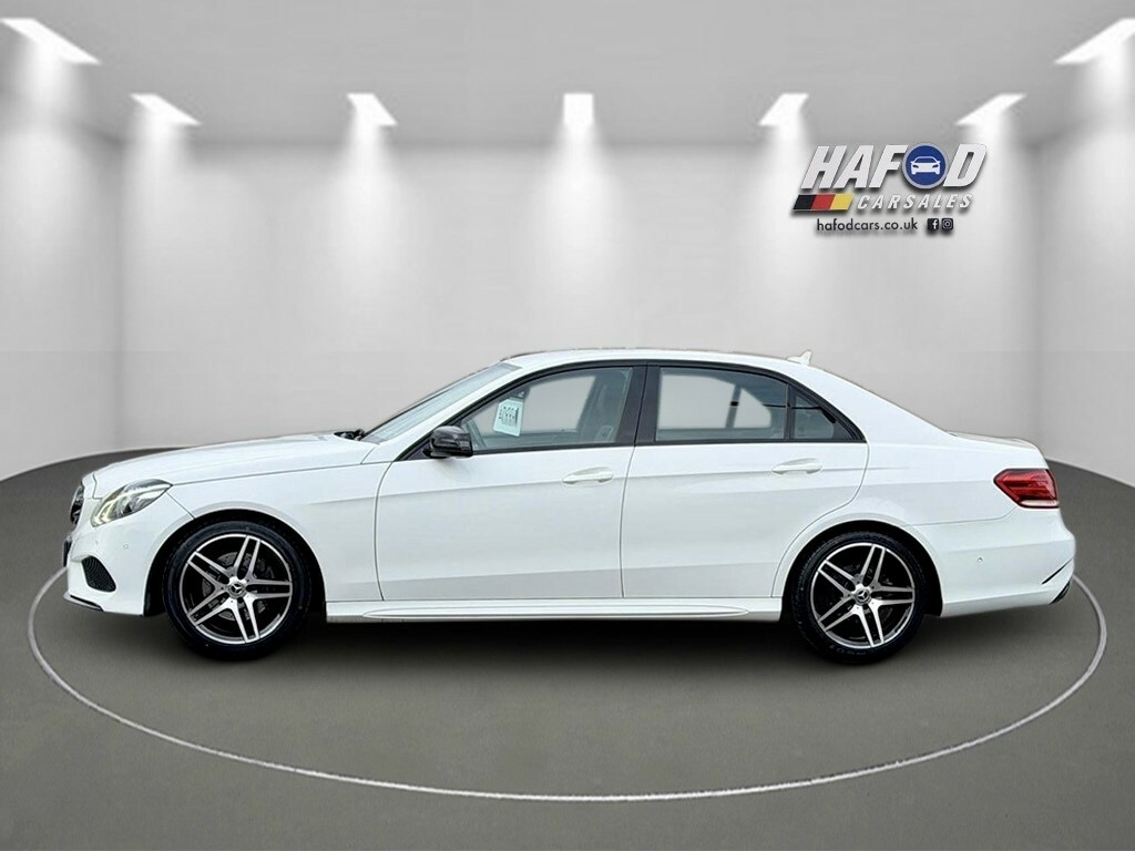Mercedes-Benz E Class Bluetec Amg Night Edition MD15LKO #4