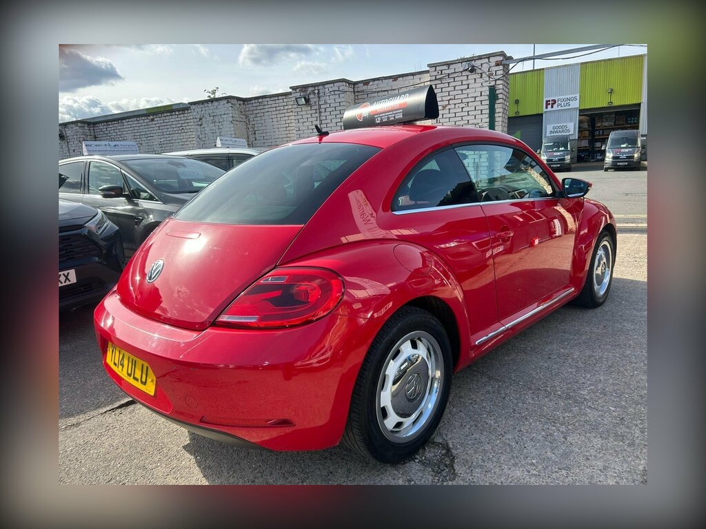 Volkswagen Beetle 1.6 Tdi Bluemotion Tech Design Euro 5 Ss YL14ULU Red #3