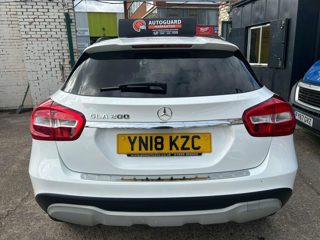 Mercedes-Benz GLA Class 1.6 Gla200 Se Euro 6 Ss YN18KZC White #6