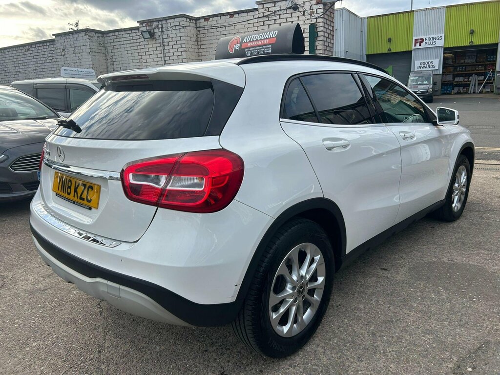 Mercedes-Benz GLA Class 1.6 Gla200 Se Euro 6 Ss YN18KZC White #4