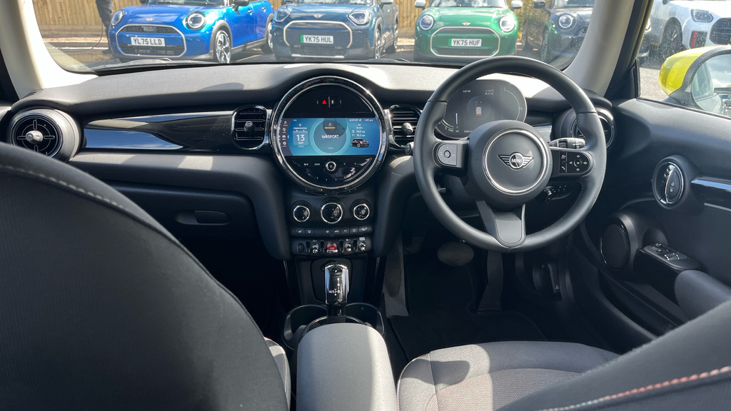 Mini Hatch 1.5 Cooper Classic Steptronic Euro 6 Ss PF72BHX Silver #4