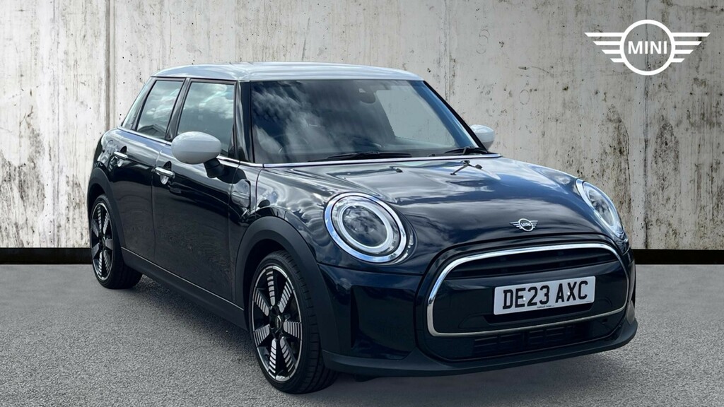 Mini Hatch 1.5 Cooper Exclusive Steptronic Euro 6 Ss Black