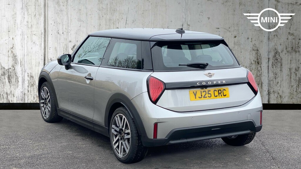 Mini Hatch 1.5C Classic Steptronic Euro 6 Ss Silver #2