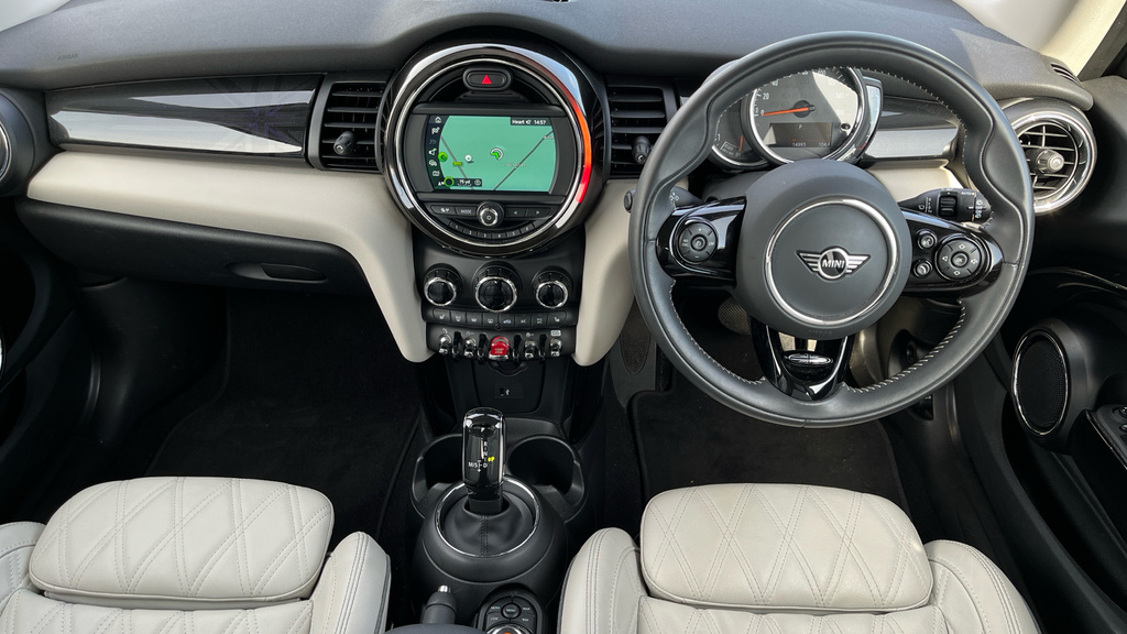 Mini Hatch 1.5 Cooper Exclusive Steptronic Euro 6 Ss White #4