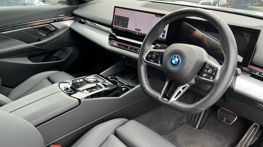 BMW i5 40 83.9Kwh M Sport Pro Edrive 11Kw Charg Grey #6